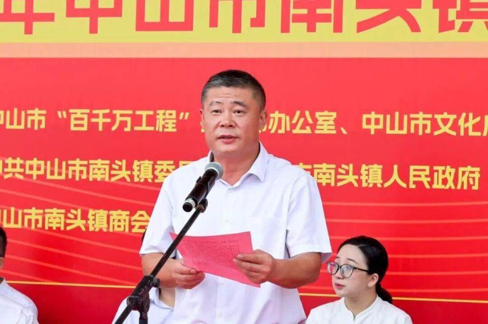 AA, 艘飞艇如离, Icxyw AA, 艘飞艇如离, Icxyw