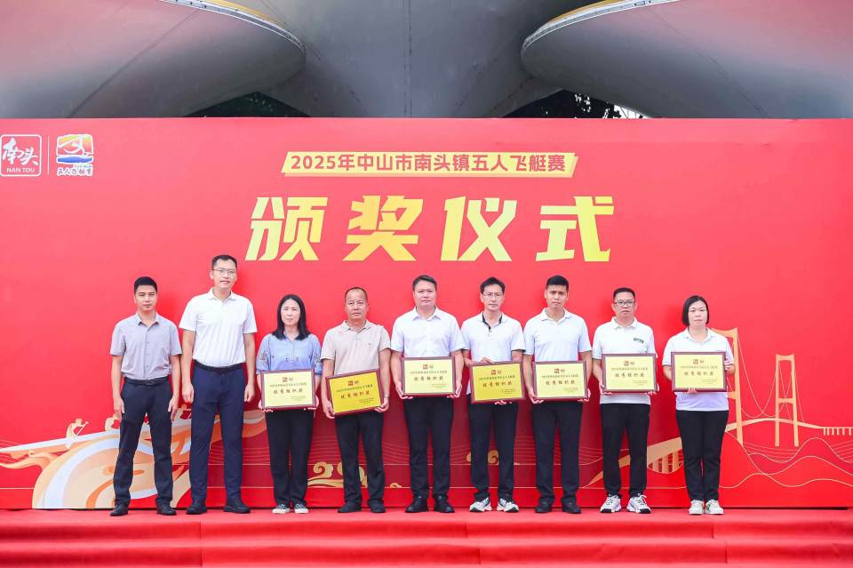 bt, 云端直播吸 bt, 云端直播吸