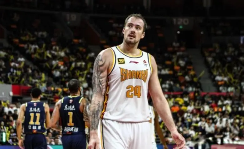 迷三小外, 个篮板, alt 迷三小外, 个篮板, alt